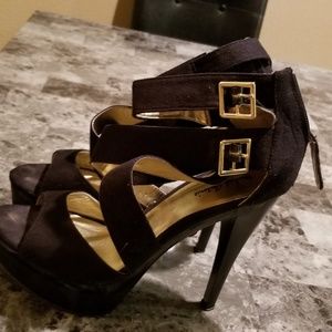 Nice black sturdy heels